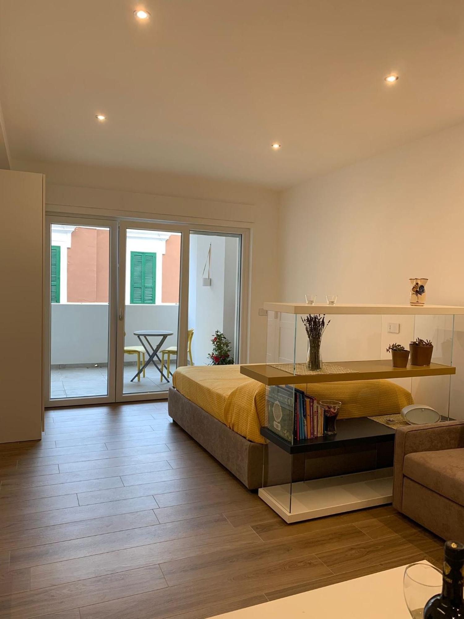 Appartement Domus13-With Private Parking à Bari Extérieur photo
