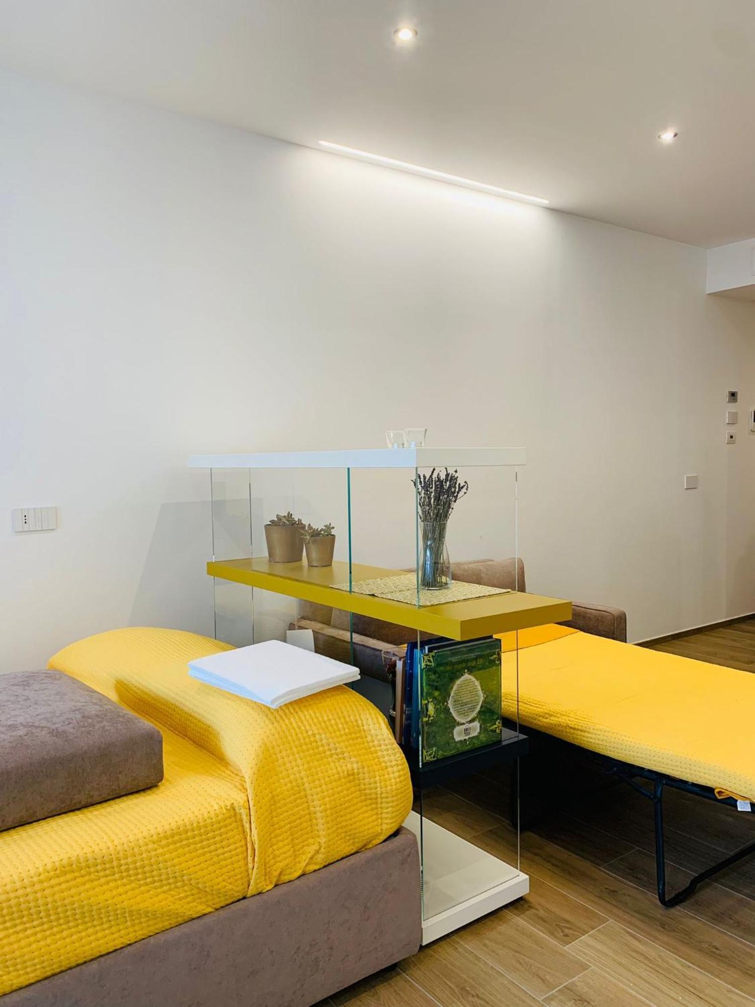 Appartement Domus13-With Private Parking à Bari Extérieur photo
