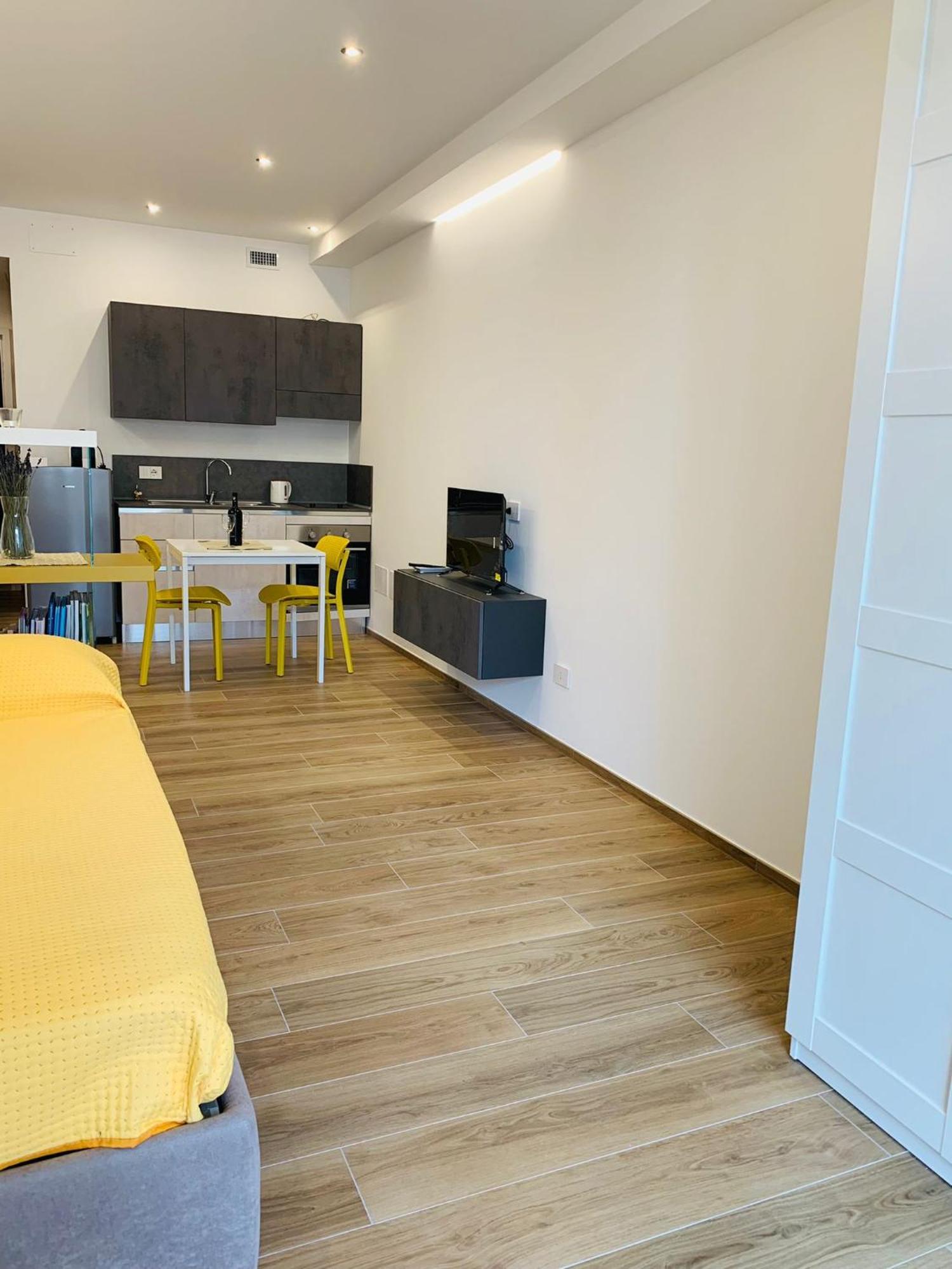 Appartement Domus13-With Private Parking à Bari Extérieur photo